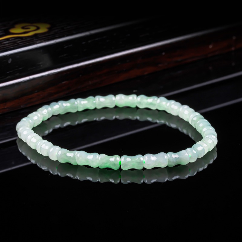 Jewelry & Watches Company - Nuevo Collar de Bambú de Jade