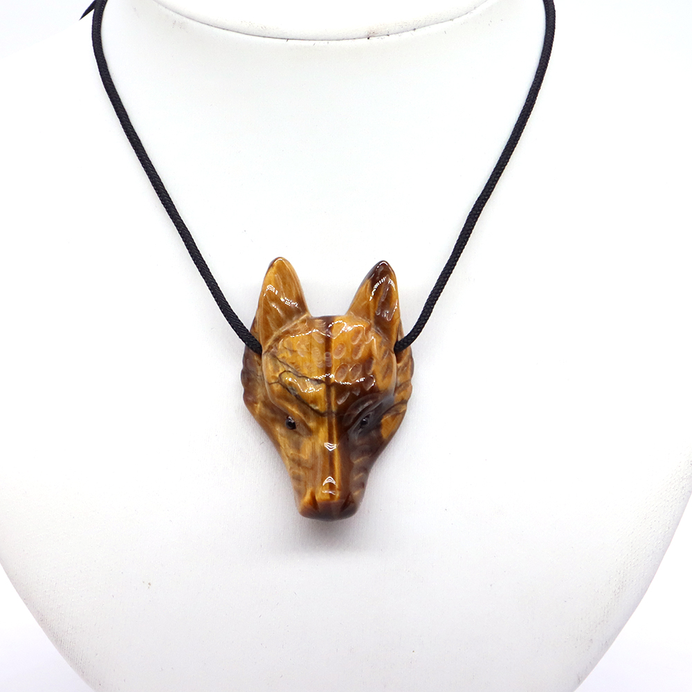 Wolf Jewelry & Watches Tampa - Estatua de Animal tallada a mano