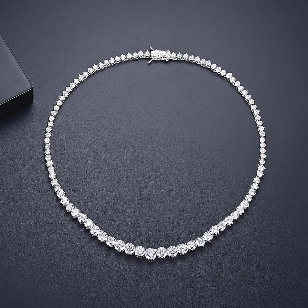 Collar de tenis con diamantes  - Crystal Choker Necklace reseña y precio