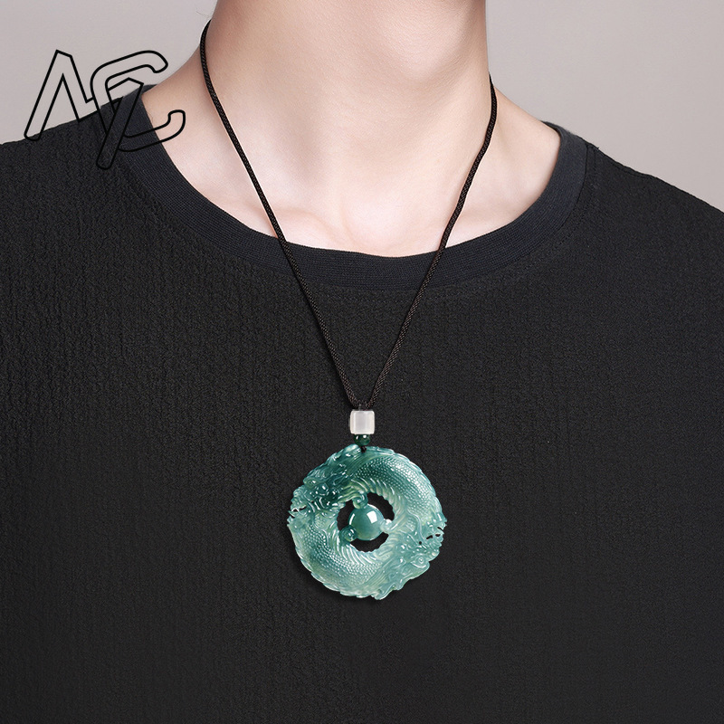 Colgante de Jadeíta Natural co - Jewelry & Watches Company reseña y precio