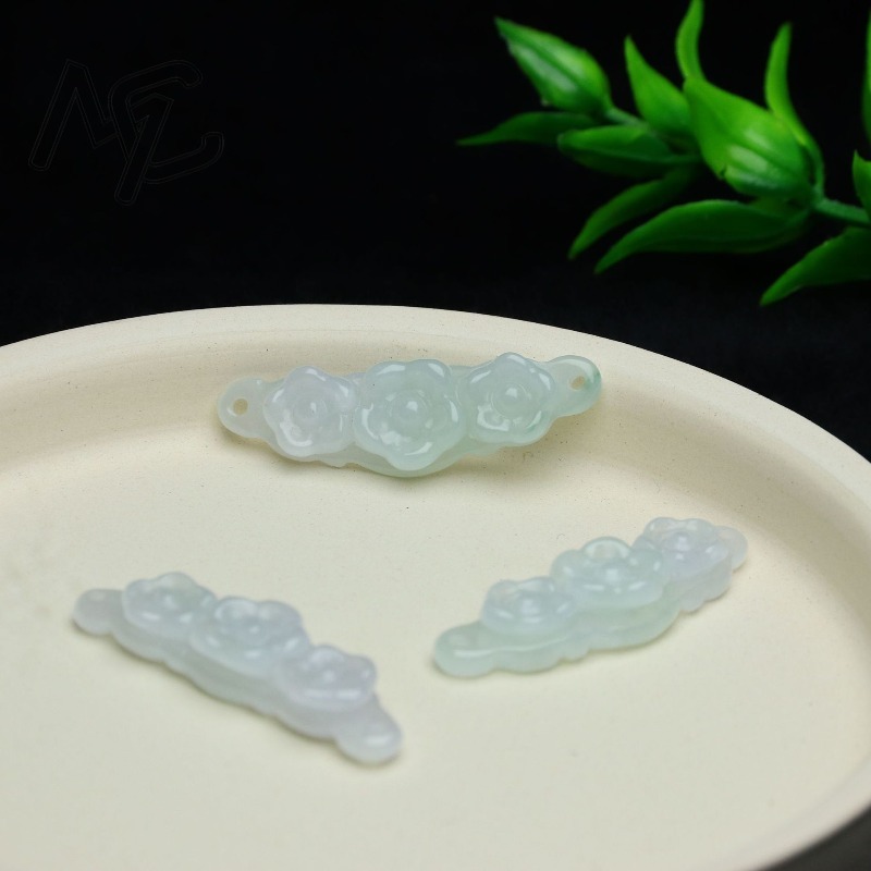 1 ud. Flor de Jadeíta Natural, - Jewelry & Watches Company reseña y precio