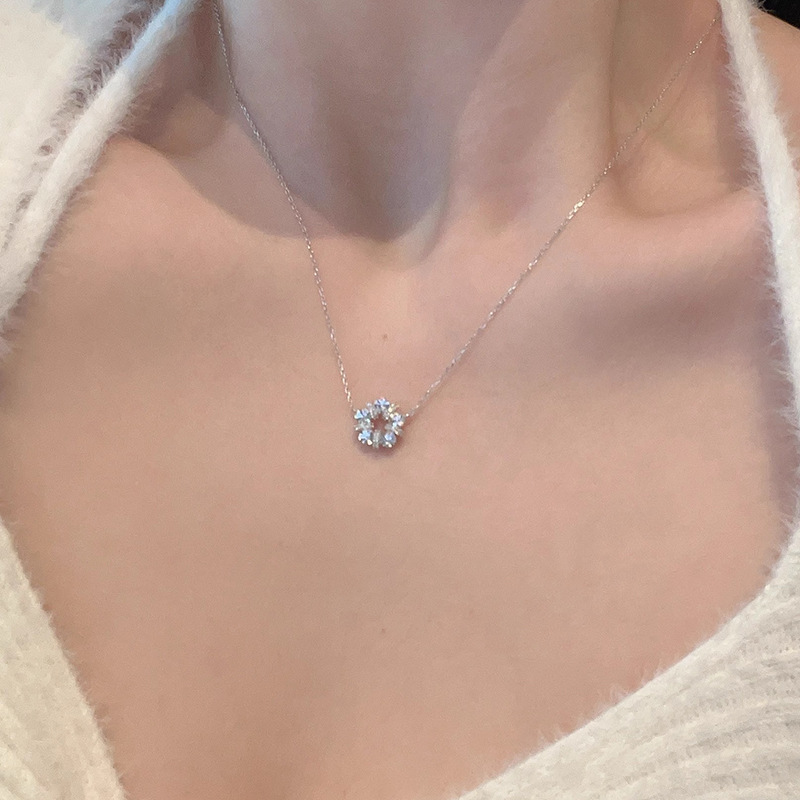 Collar con colgante de flor de - Crystal Choker Necklace reseña y precio