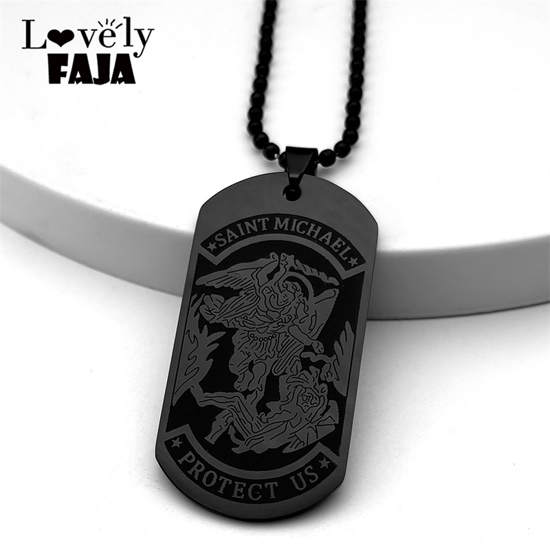 SAINT MICHAEL PROTECT US Arcán - Mens Dog Tag Necklace reseña y precio