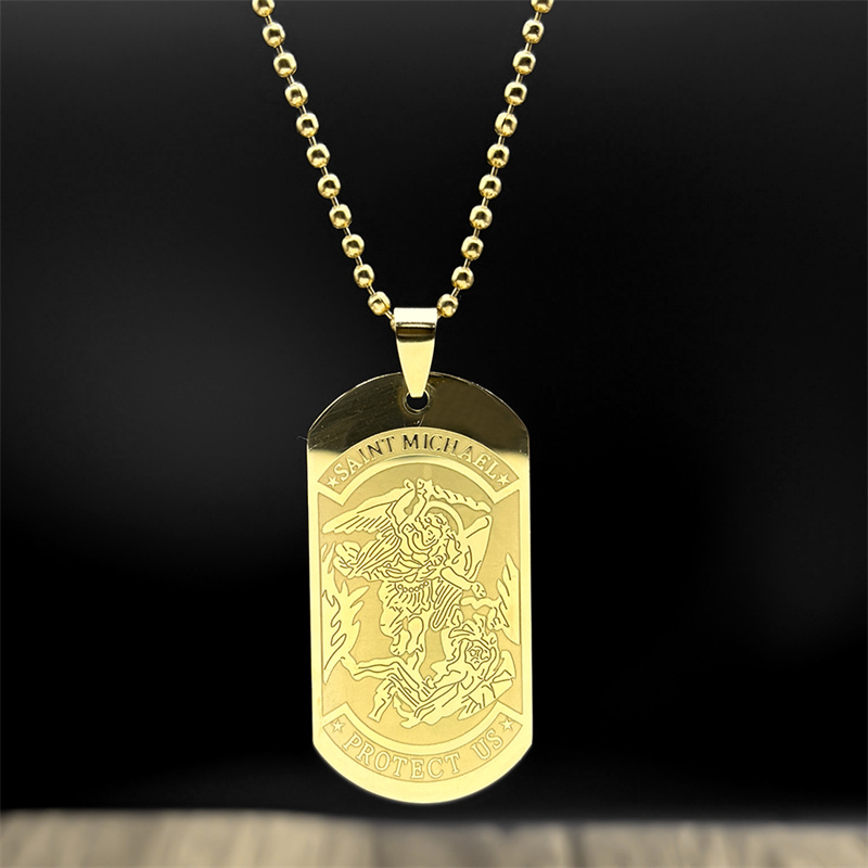 SAINT MICHAEL PROTECT US Arcán - Mens Dog Tag Necklace reseña y precio