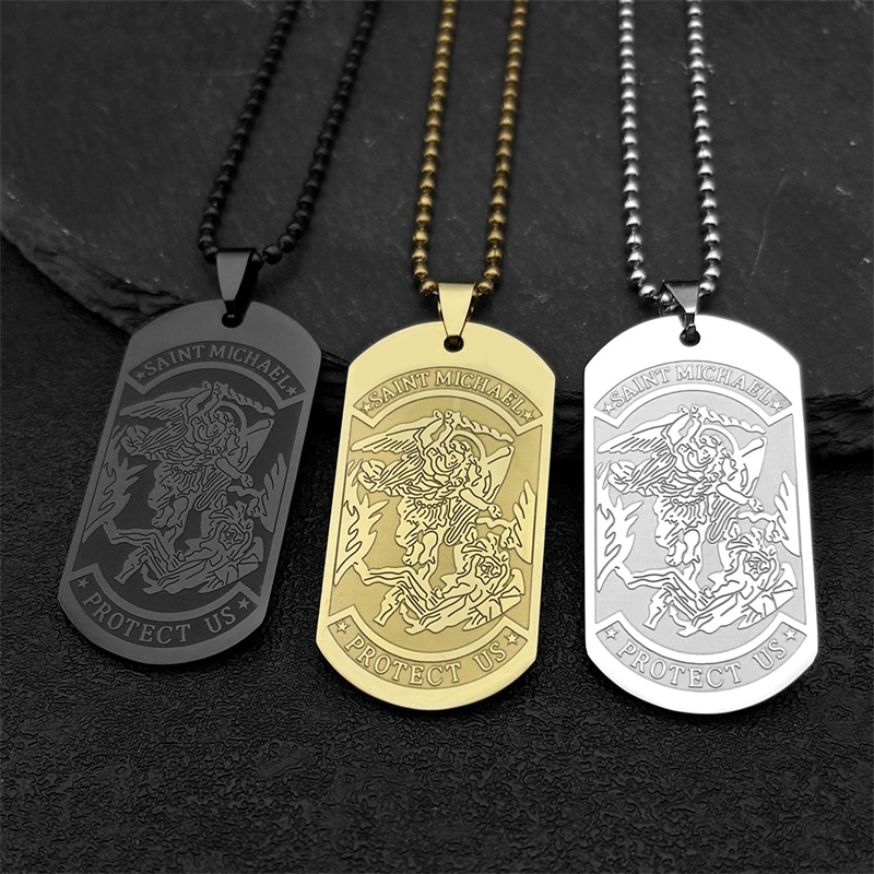 SAINT MICHAEL PROTECT US Arcán - Mens Dog Tag Necklace reseña y precio
