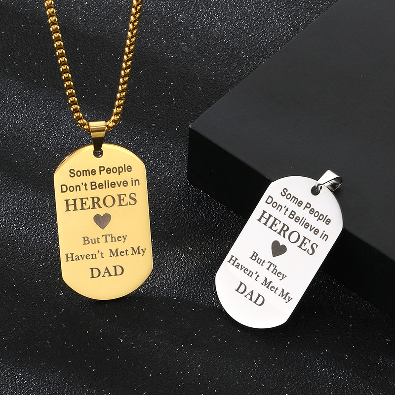 Regalo personalizado del Día d - Mens Dog Tag Necklace reseña y precio